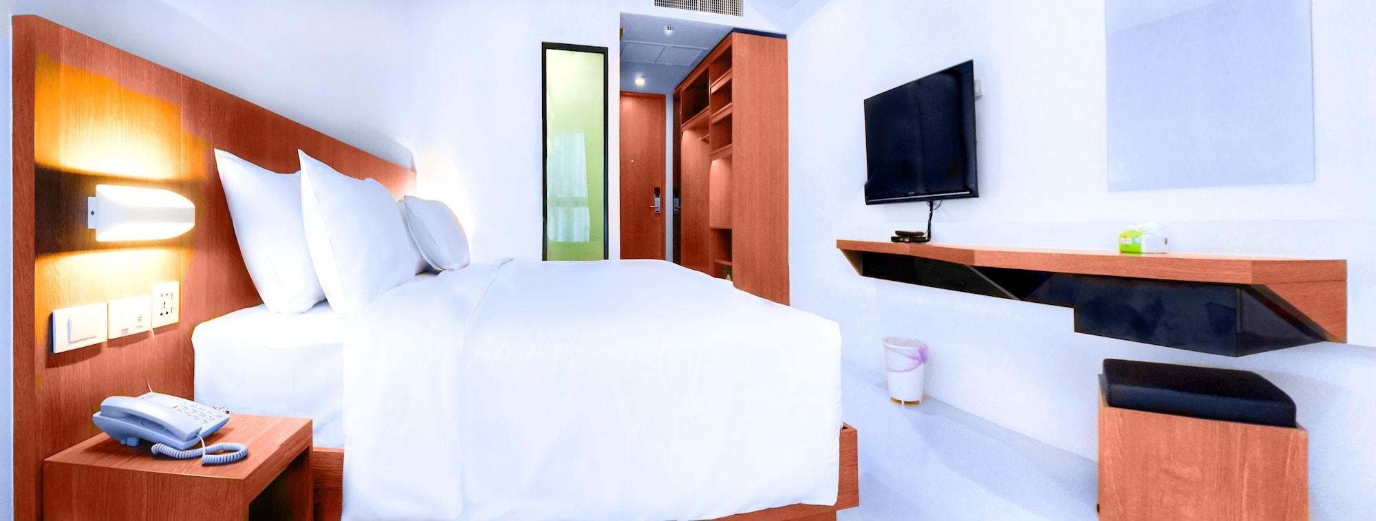 Phoenix Hotel Karon Beach Extérieur photo